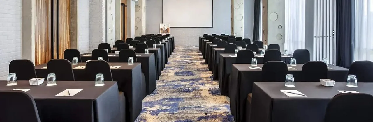 Meeting room with classroom-style seating