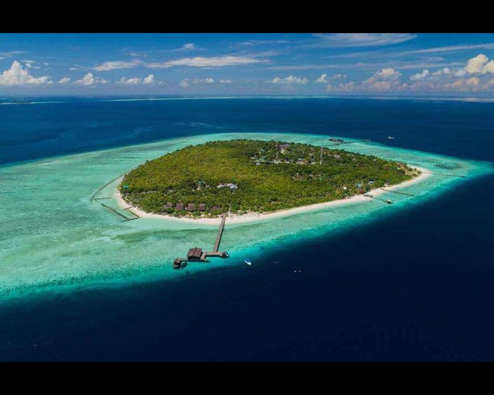 Timba-Timba, Mataking and Pom Pom island tour