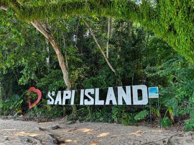 Sapi Island welcome sign