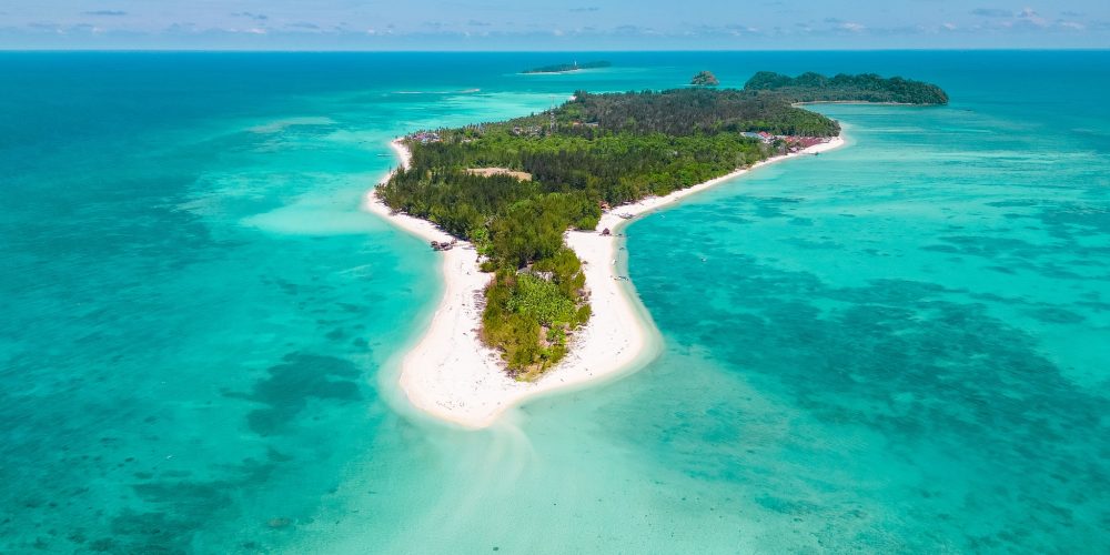 Mantanani Island beach and turquoise water