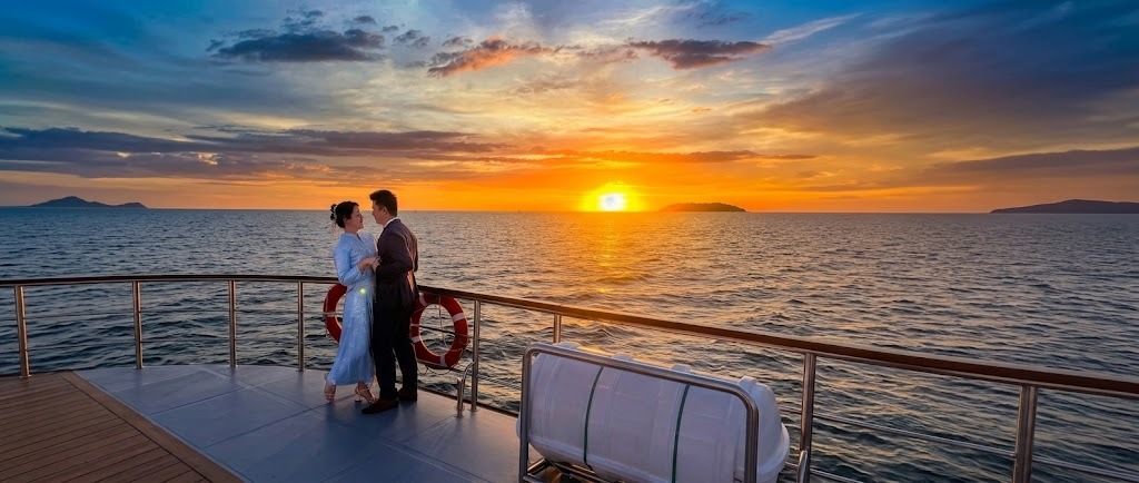 sunset cruise 2